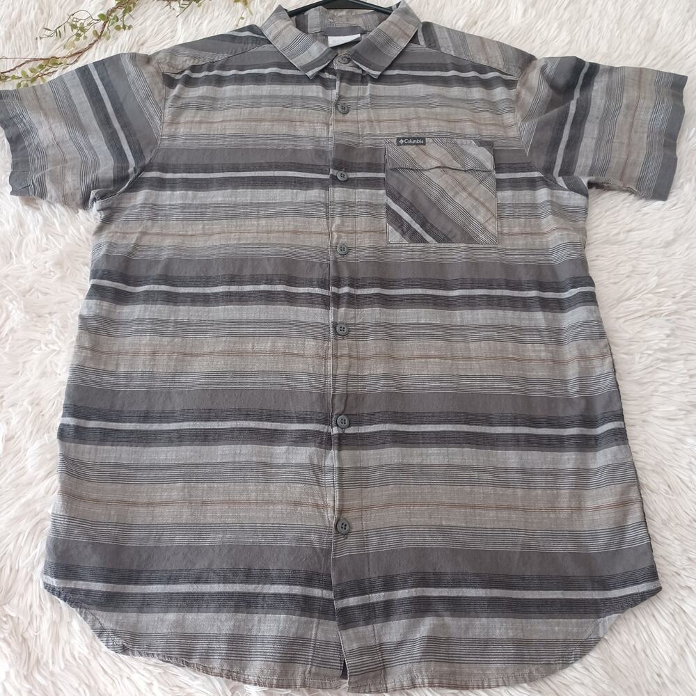 Columbia Men's Regular Fit Gray Striped Cotton Button Down Shirt M